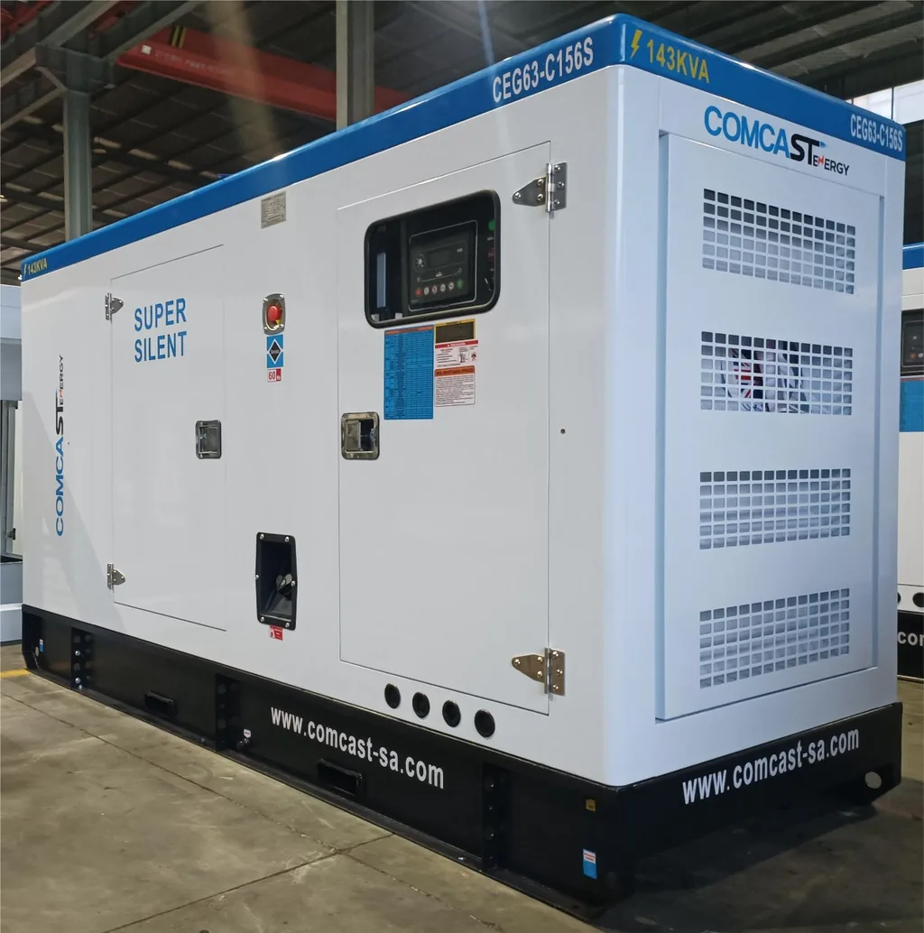 Planta 125 kW, vista 3/4 en fábrica, modelo CEG63-C156S de 125 kW