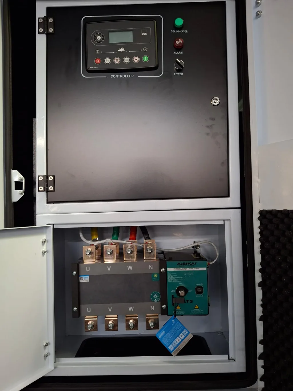 Panel de controlador y transferencia, planta de 175 kW